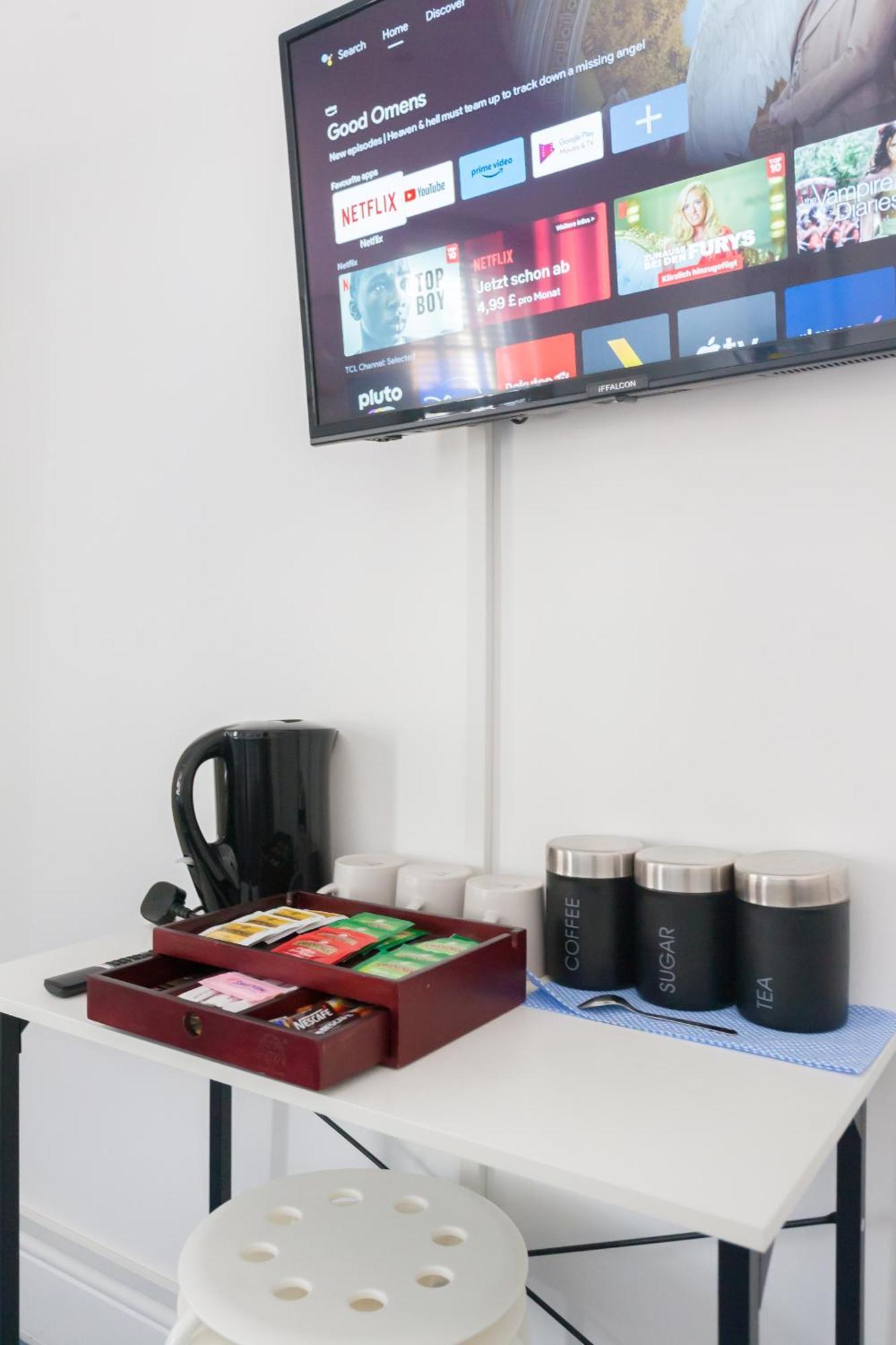 Wood Budget - Next To Mall & Metro Station - 10 Min To Center Casa de Férias Londres